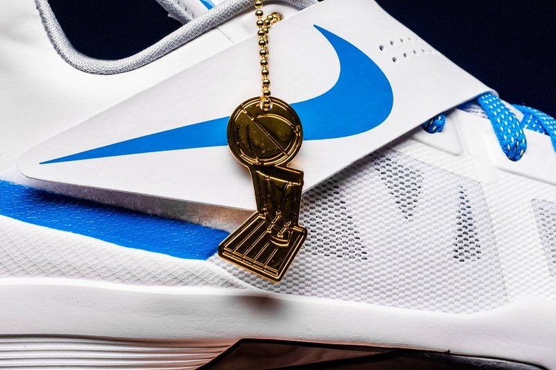 Kd 4 hot sale thunderstruck