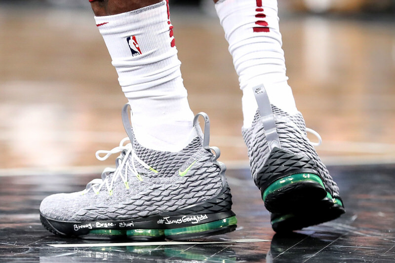 nike lebron 15 air max 95