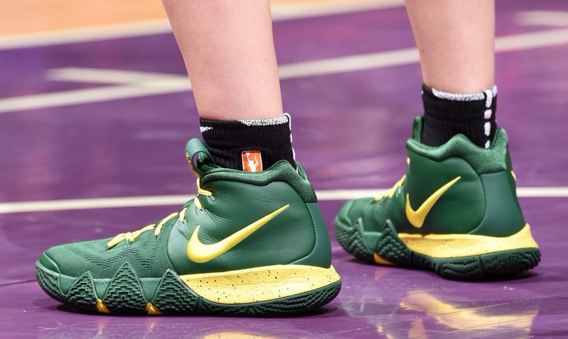 Kyrie 4 pearl jam online