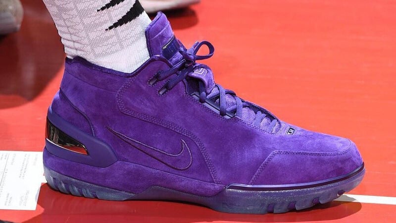 LeBron James Wears Purple Suede Nike 