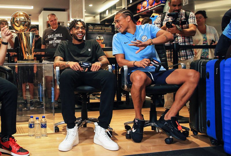 celebrities wearing off white presto