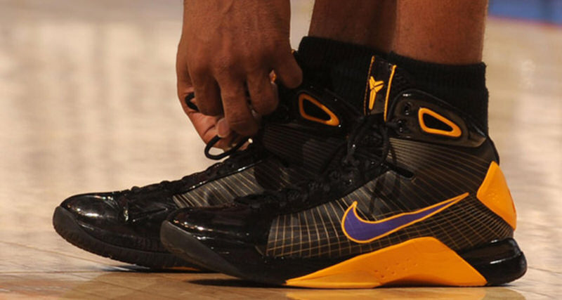 kobe bryant nike hyperdunk shoes