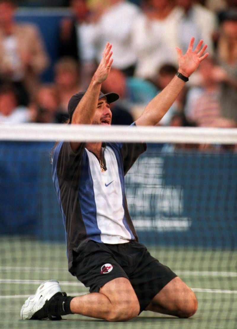 Agassi putting some of that signature flare into play