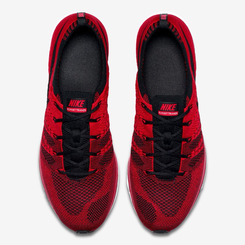 Nike Flyknit Trainer "University Red"