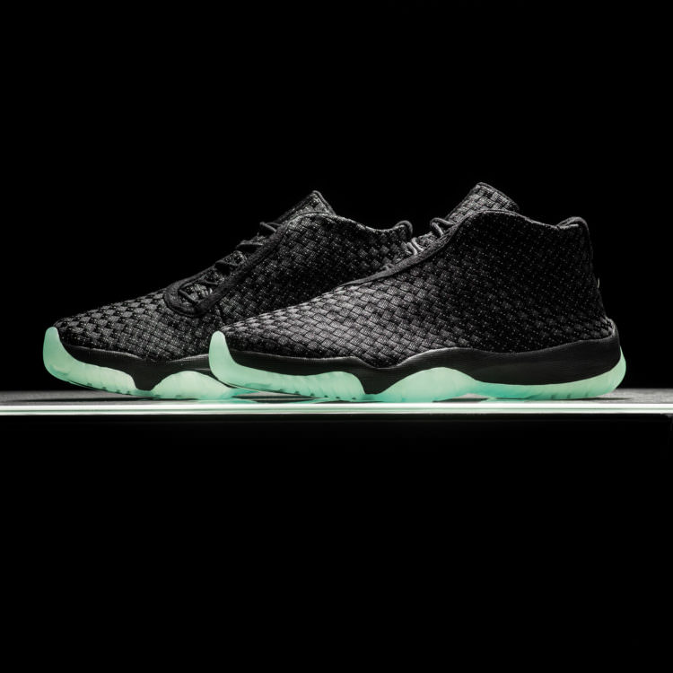 Jordan Future Premium "Glow" Returns Nice Kicks