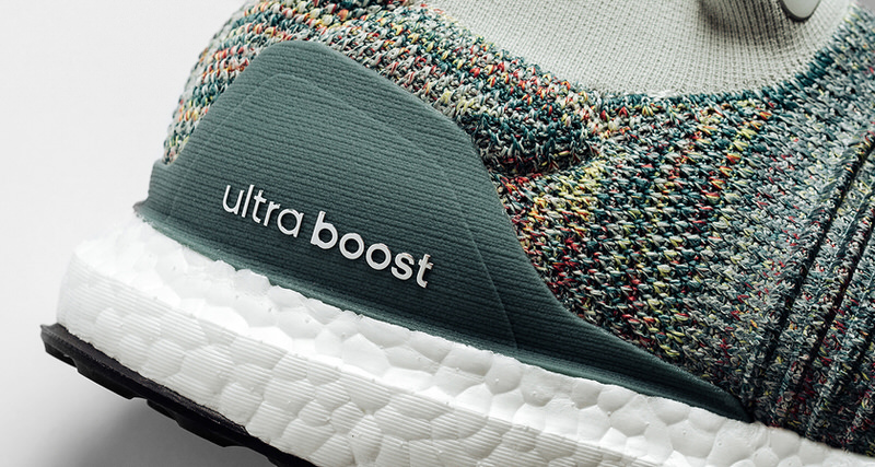 ultraboost laceless multicolor