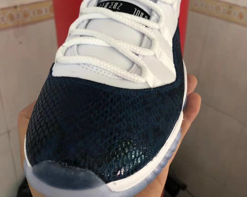 Air Jordan 11 Low "Blue Snakeskin"