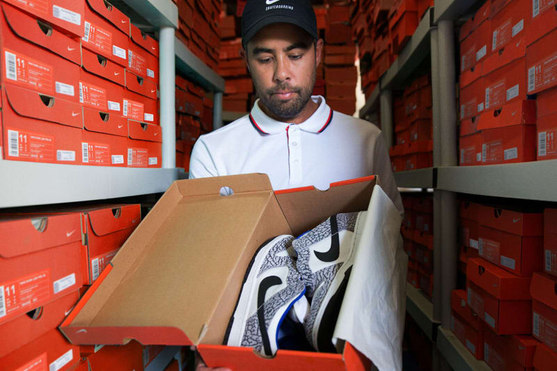 Eric Koston is an OG skae icon and so is the Supreme x Nike SB Dunk Low.