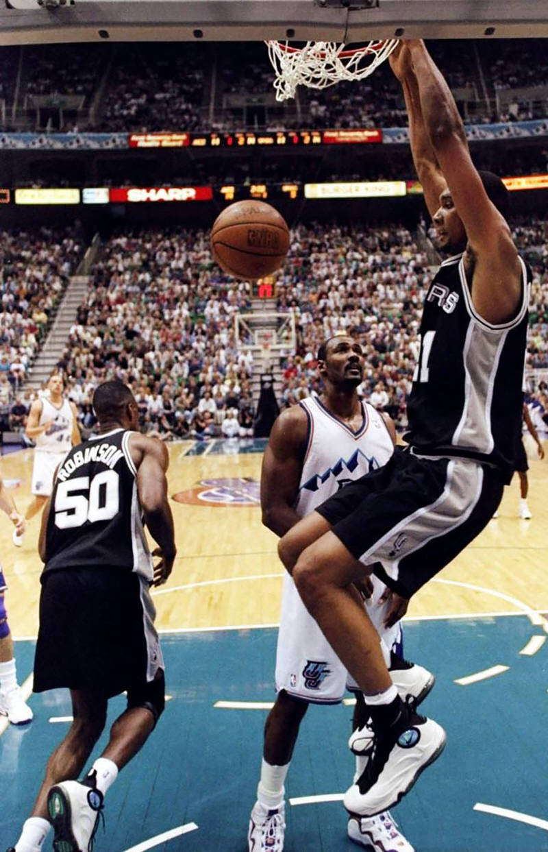 tim duncan foamposite silver