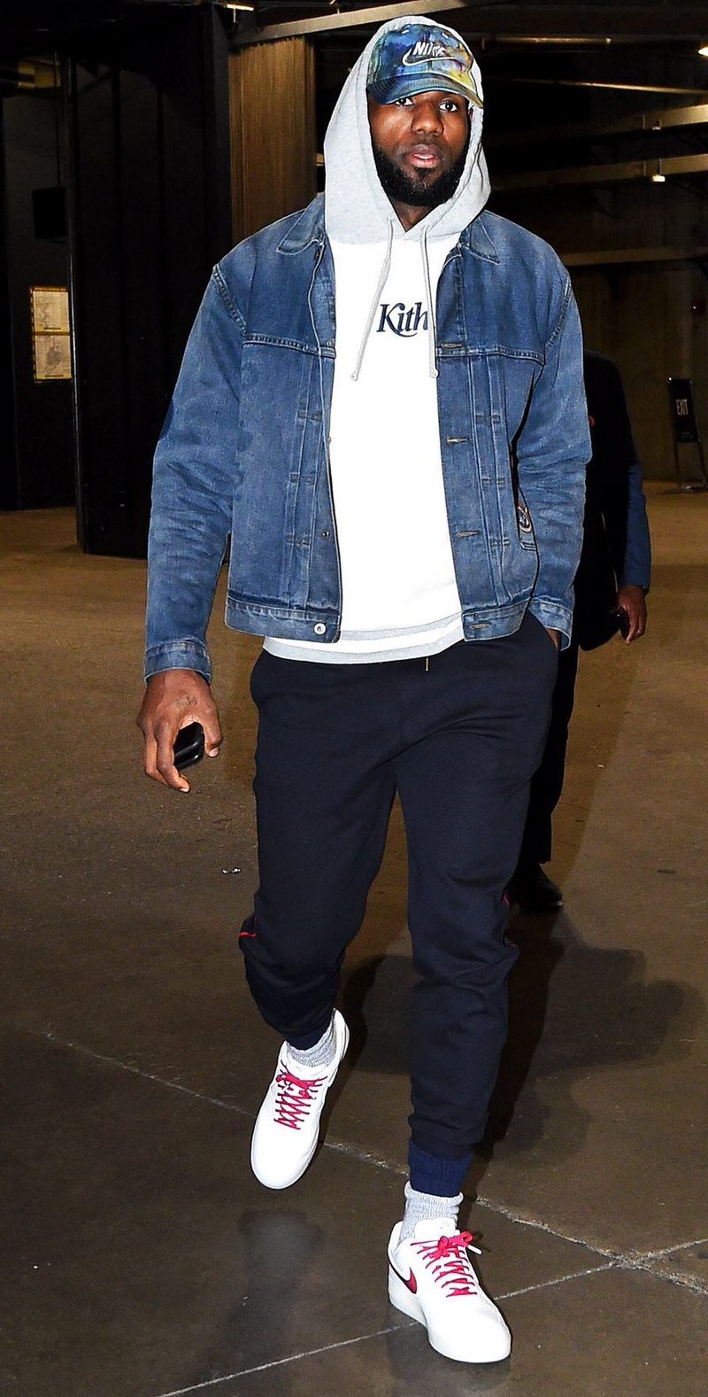 LBJ's use of his "De Lo Mio" Air Force 1s makes it simple to pair the shoe's shades with the rest of his wardrobe.