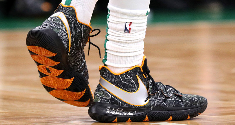 Basket Sick Nike Kyrie 5 EP 'Black Magic'