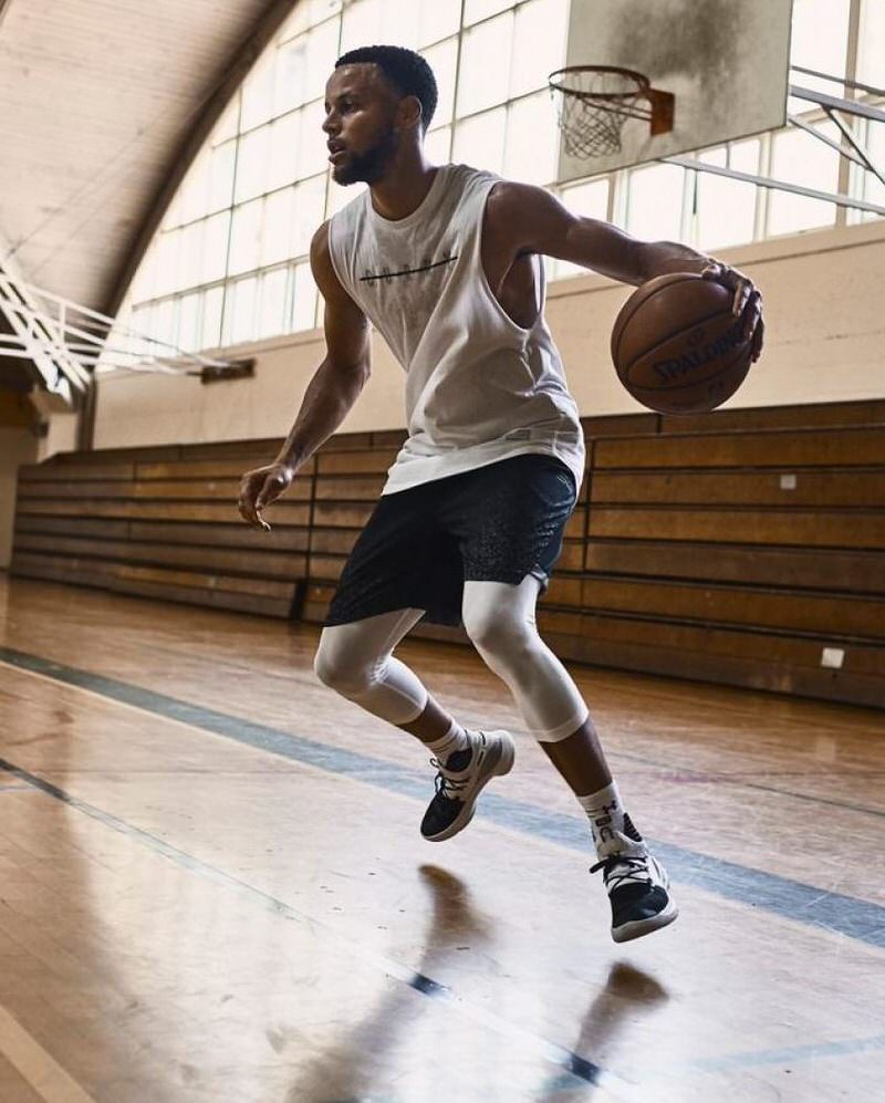 ua curry 6 working on excellence