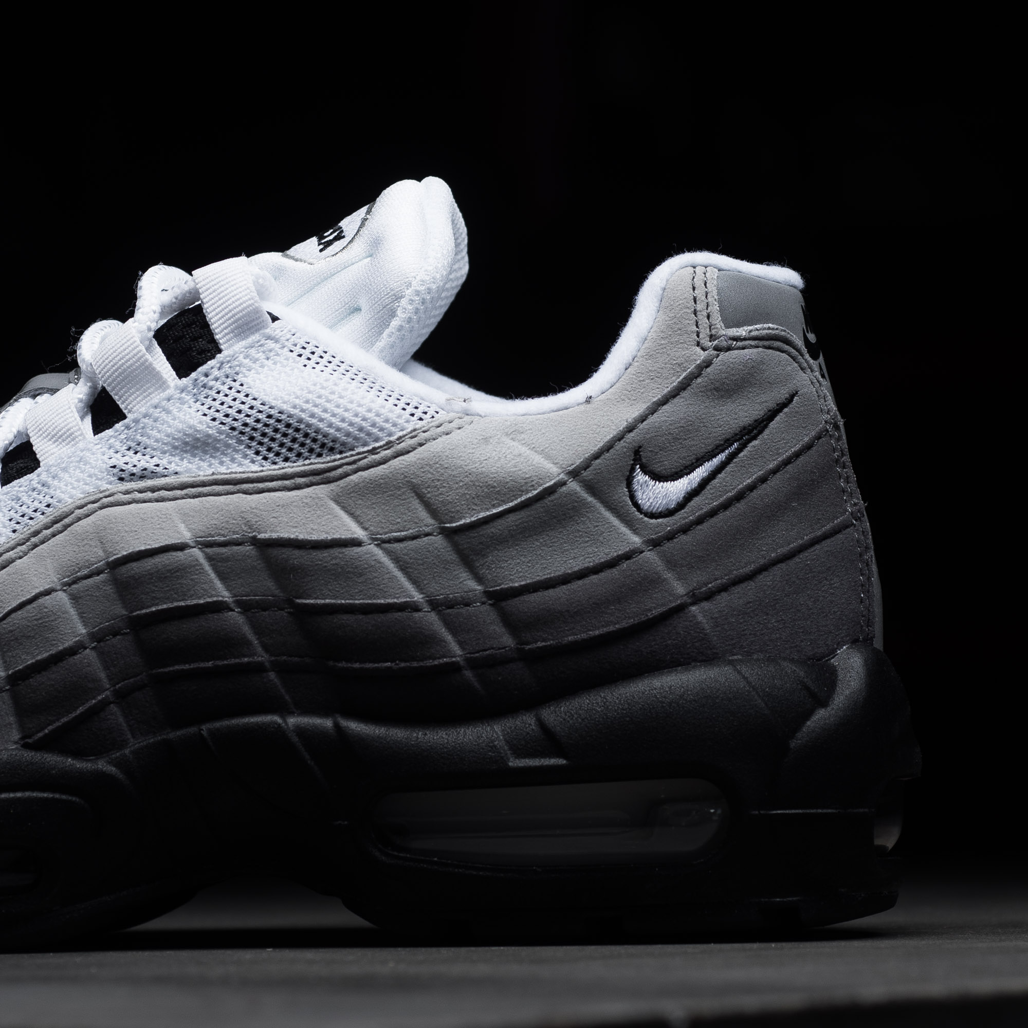 air max 95 granite white black