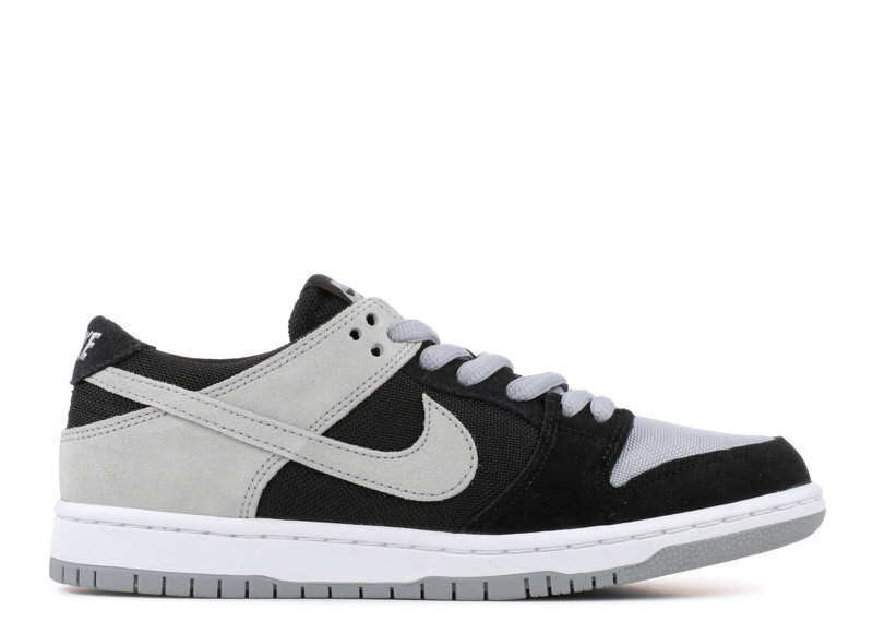 Nike SB Dunk Low "Black/Wolf Grey"