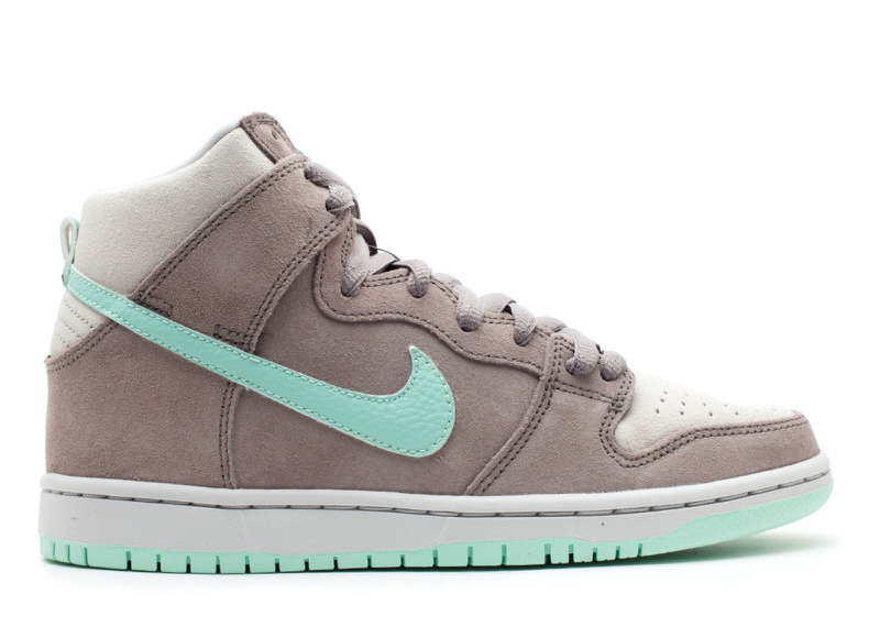 Nike SB Dunk High "Earl Grey"