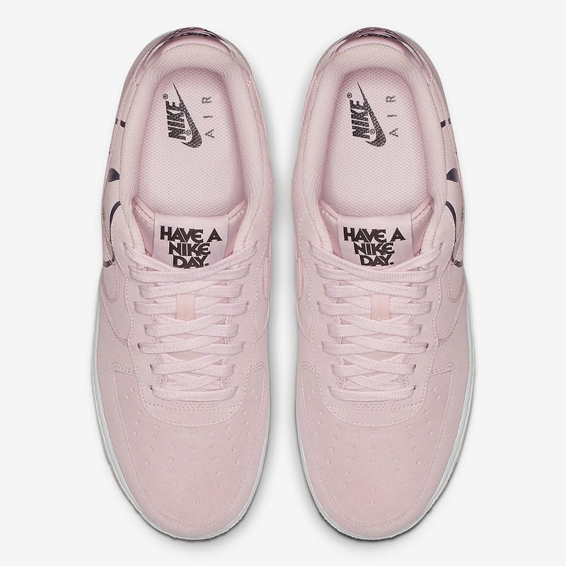nike pink smiley face