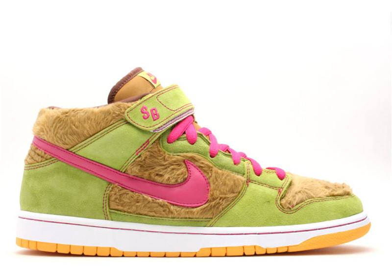 Nike SB Dunk Low "3 Bears"