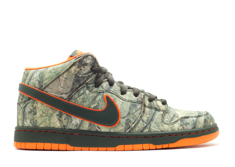 Nike SB Dunk Mid "Real Tree Camo"