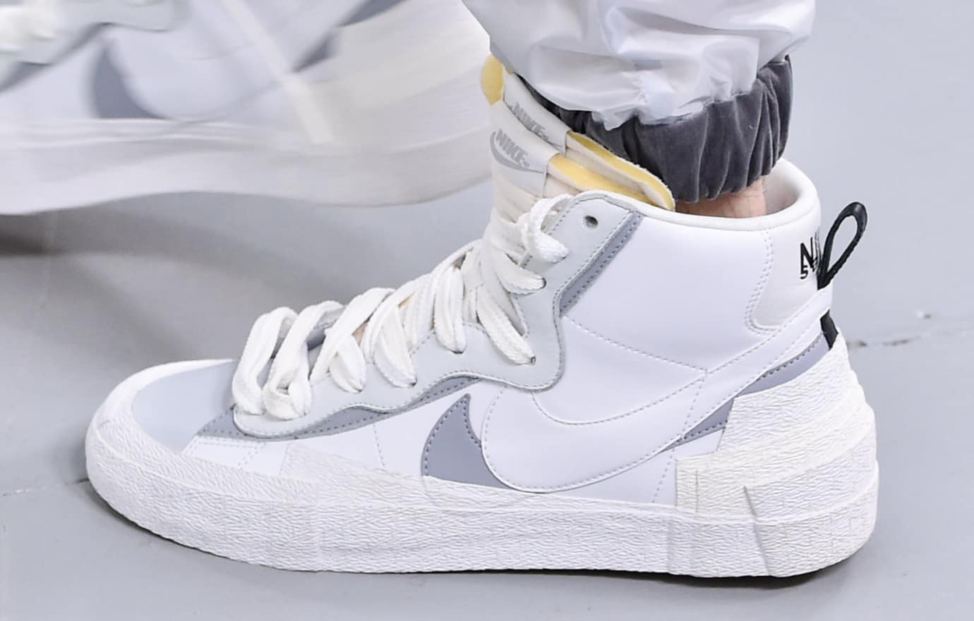 nike sacai blazer mid release date