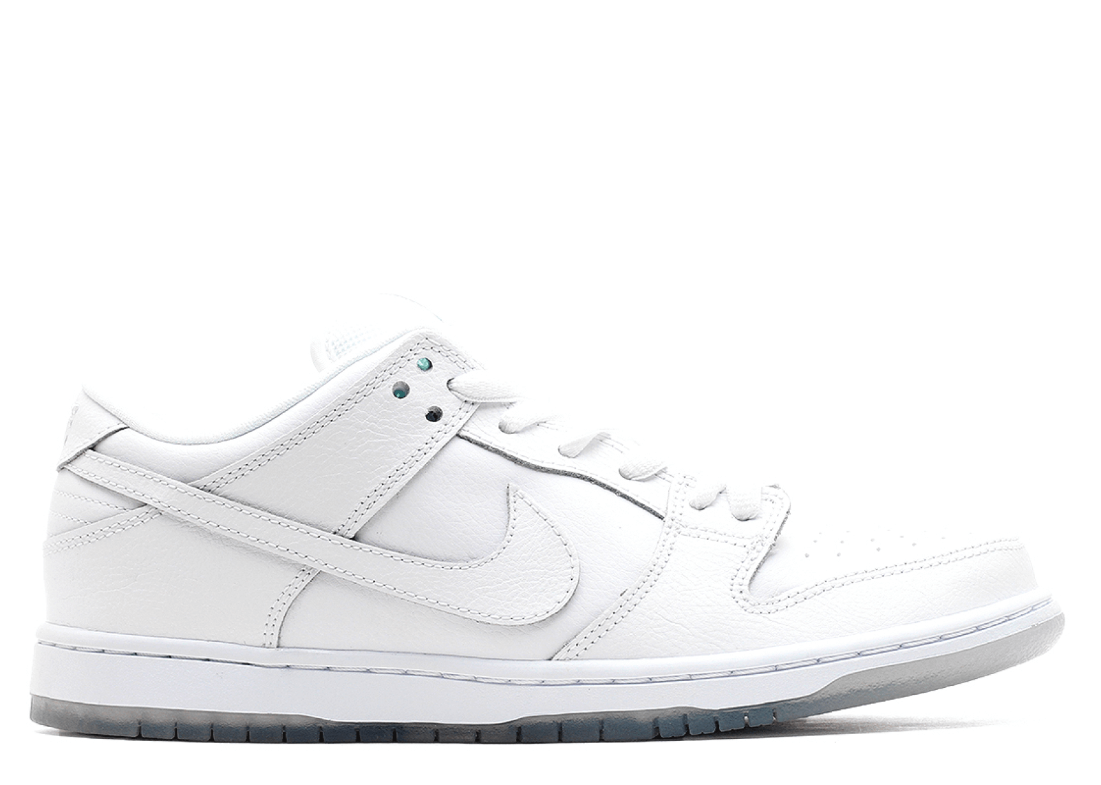 Nike SB Dunk Low "White Ice"