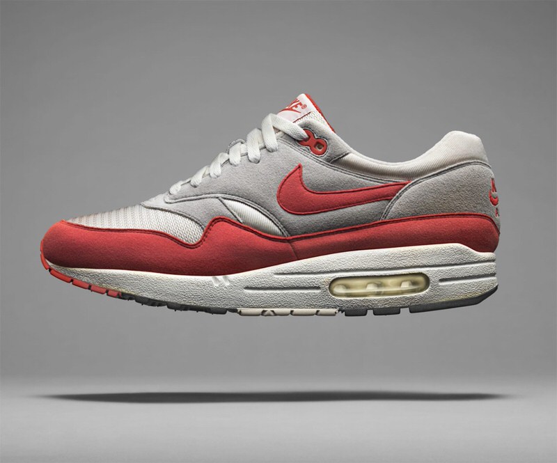 air max with bubble at the back