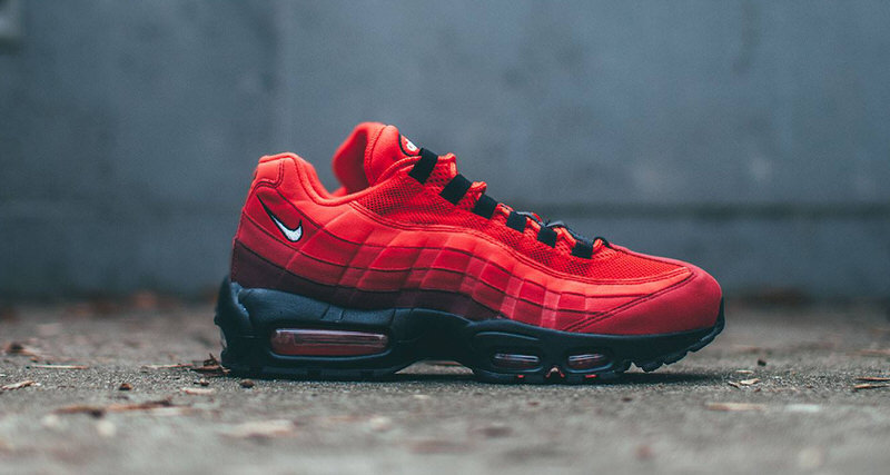 red nike airmax 95