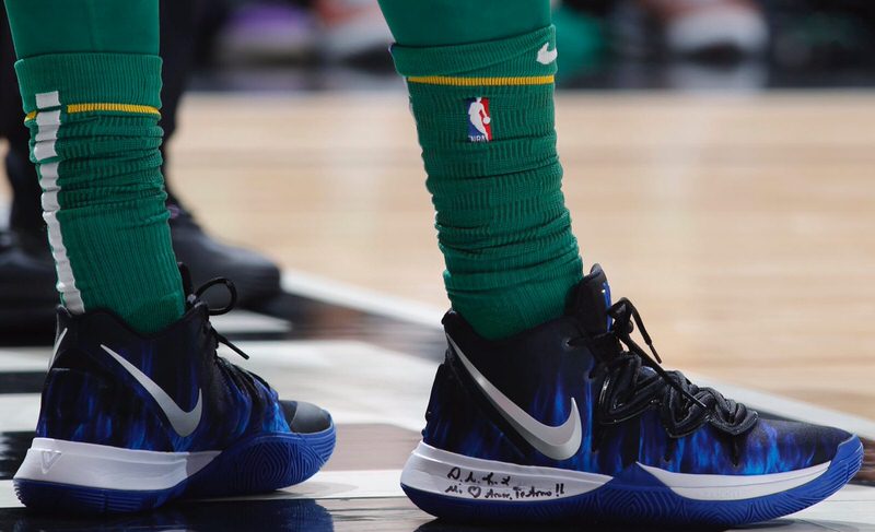 kyrie 5 duke on feet