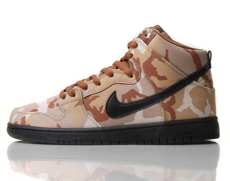 Nike SB Dunk High "Desert Camo"