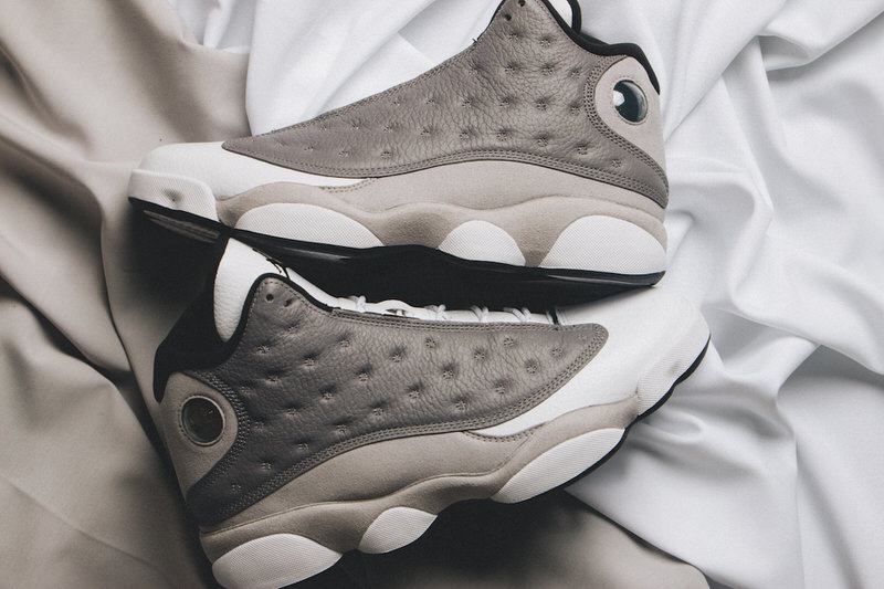 Air Jordan 13 Retro Atmosphere Grey Shoe