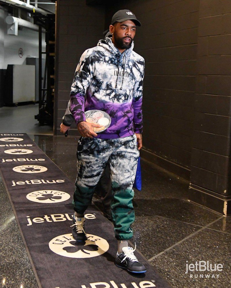 Kyrie sales purple lobster