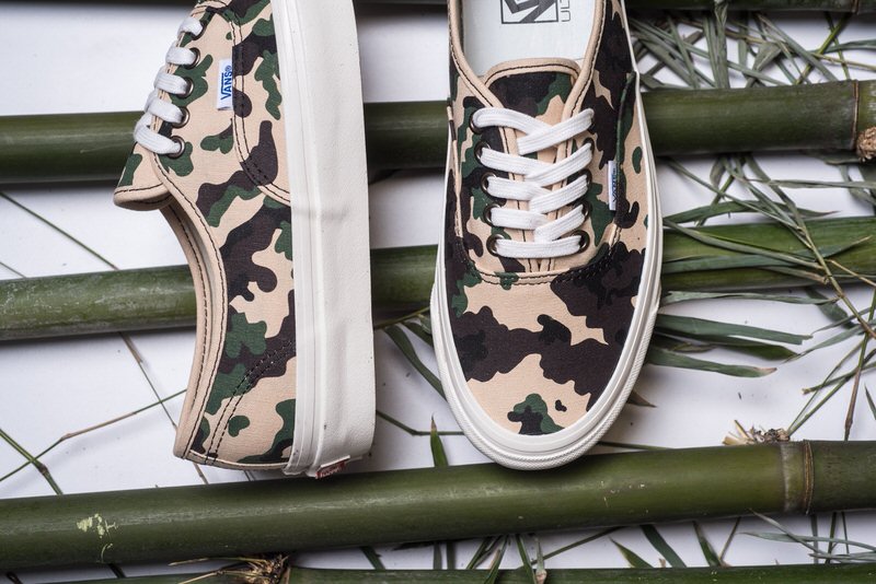 Vans anaheim 44 dx camo on sale
