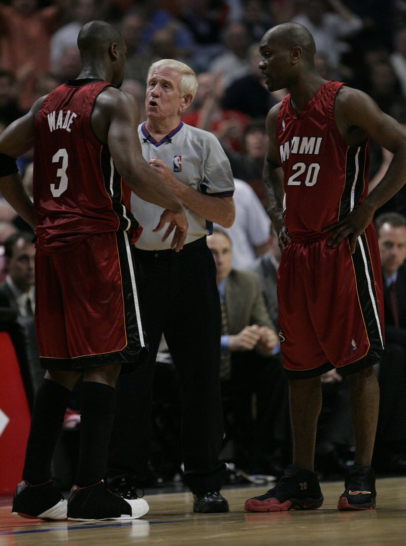 Dwyane Wade Wins 1st Championship in Converse Wade 1 – Sneaker