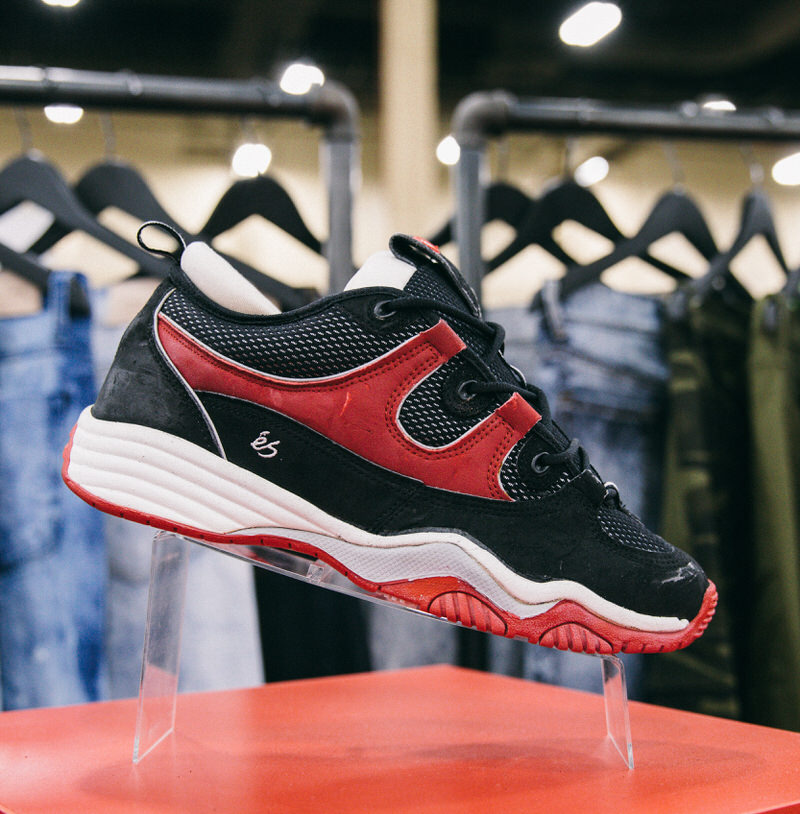 Es koston on sale