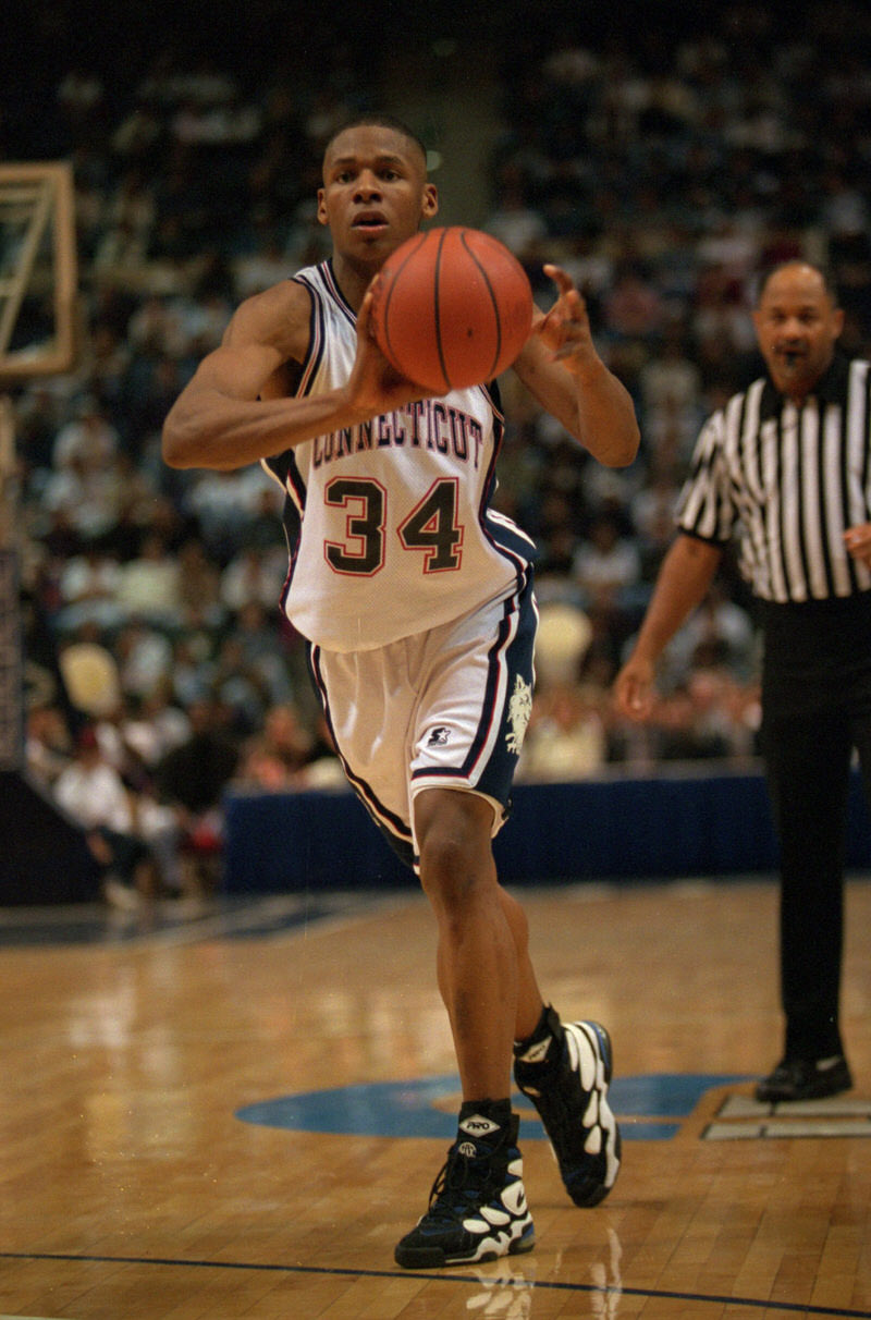 nike air max 2 uptempo on feet