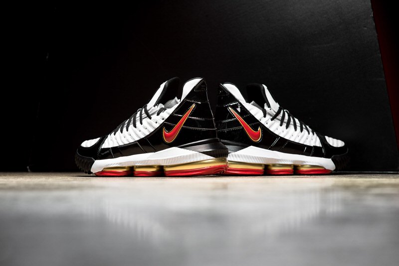 Lebron shop xvi remix