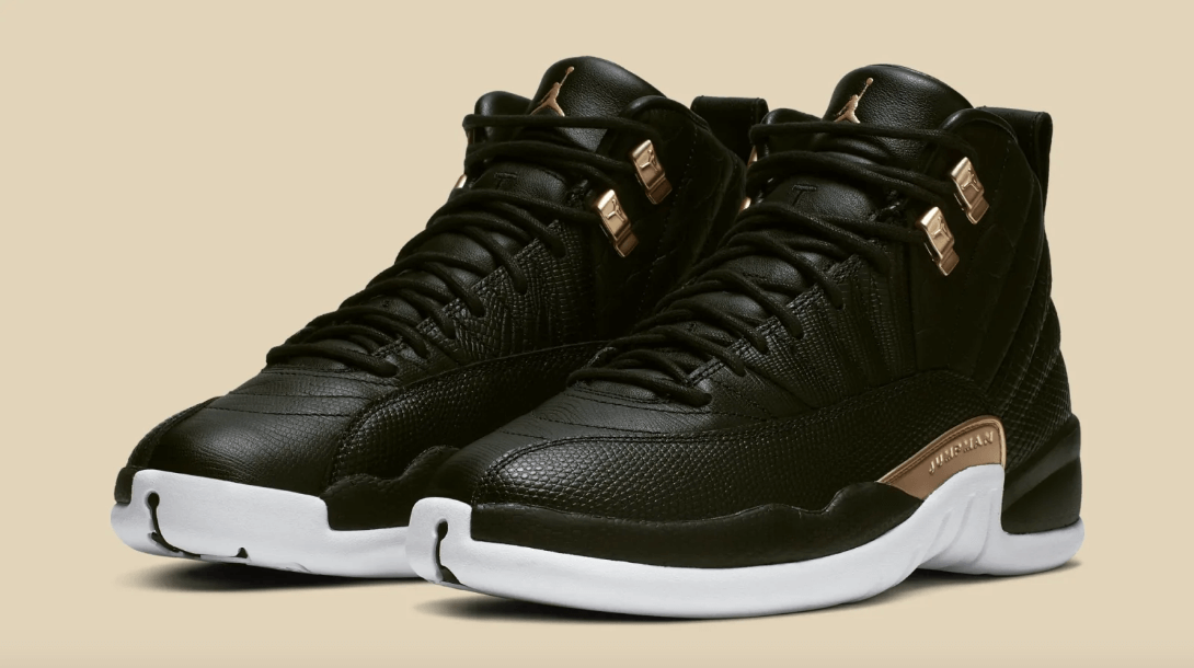 black jordans for women