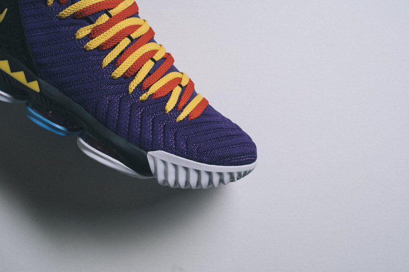 Nike LeBron 16 "Martin"