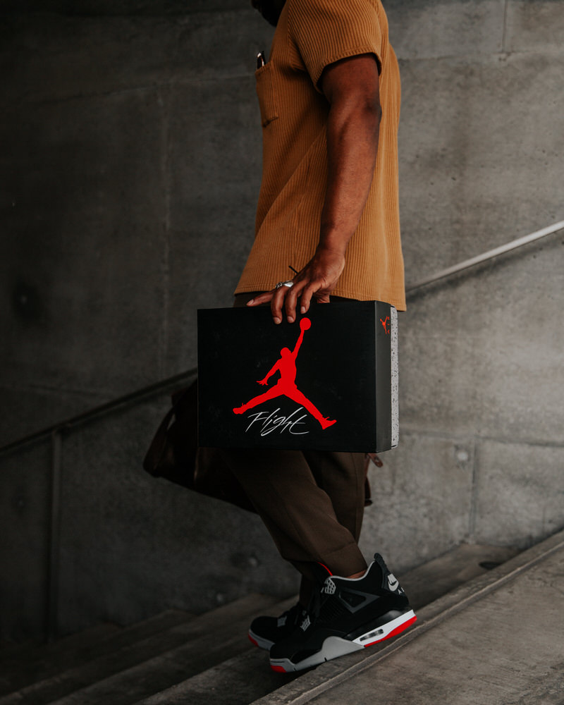 jordan 4 bred on feet