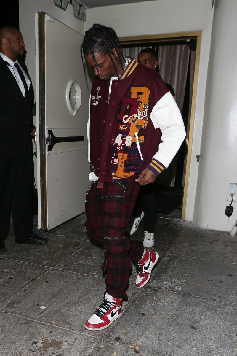 air jordan 4 travis scott outfit