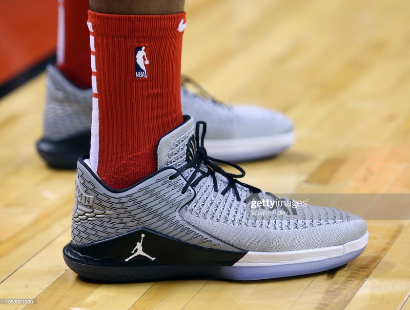 jordan shoes kawhi leonard