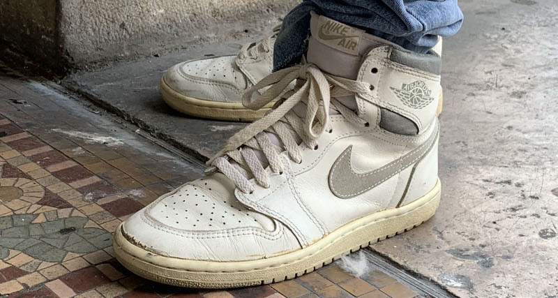 1985 neutral grey jordan 1