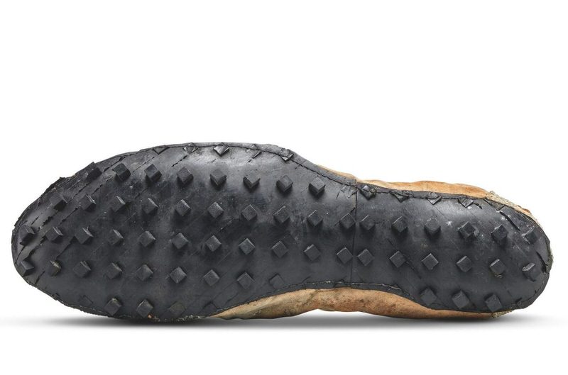 nike waffle racing flat moon