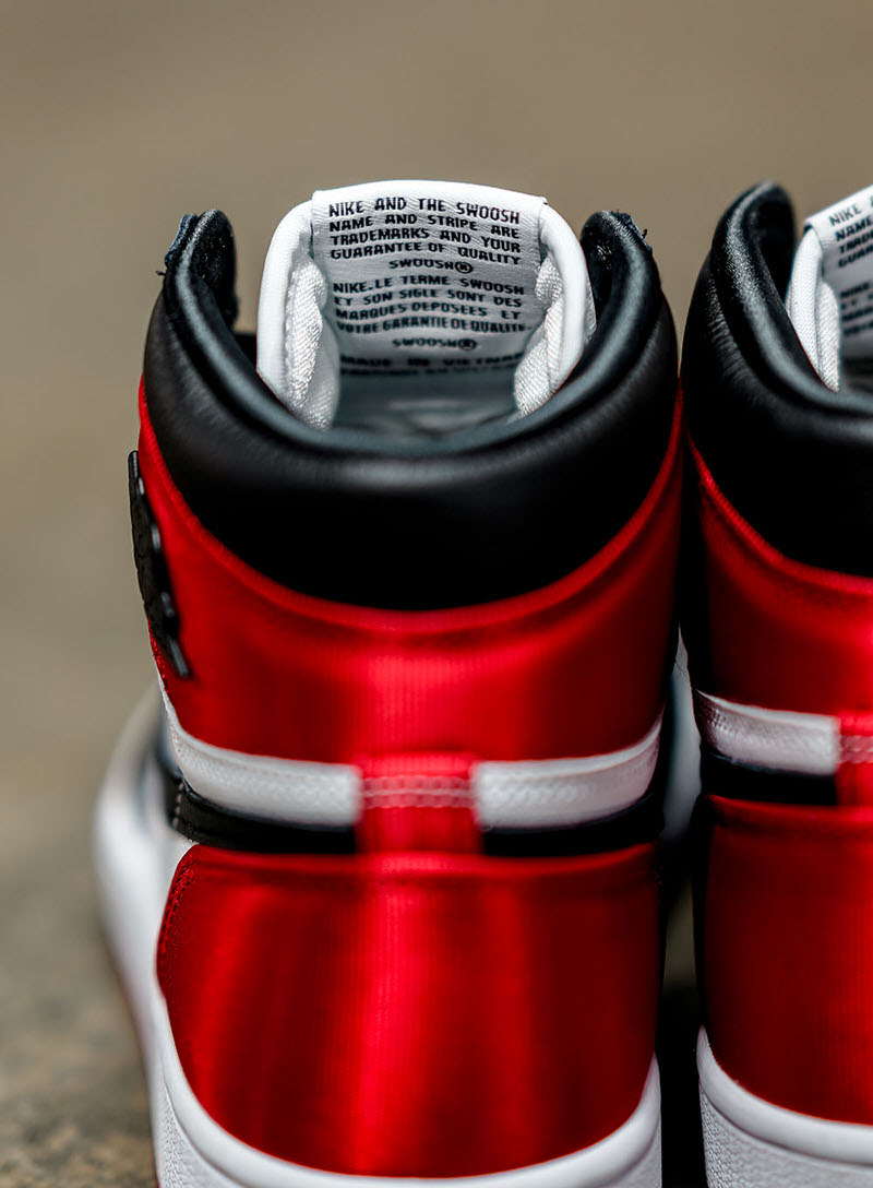 Volverse loco Maravilloso Mes Air Jordan 1 Satin "Black Toe" Release Info | Nice Kicks