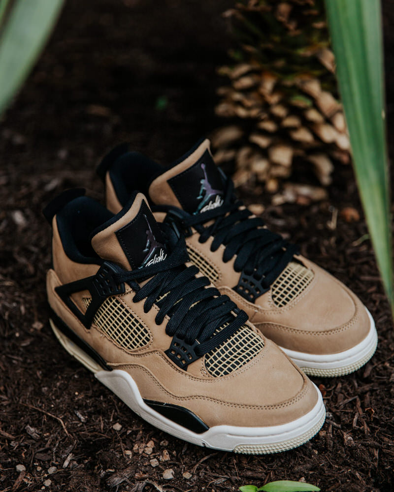 Air Jordan 4 Retro 'Mushroom