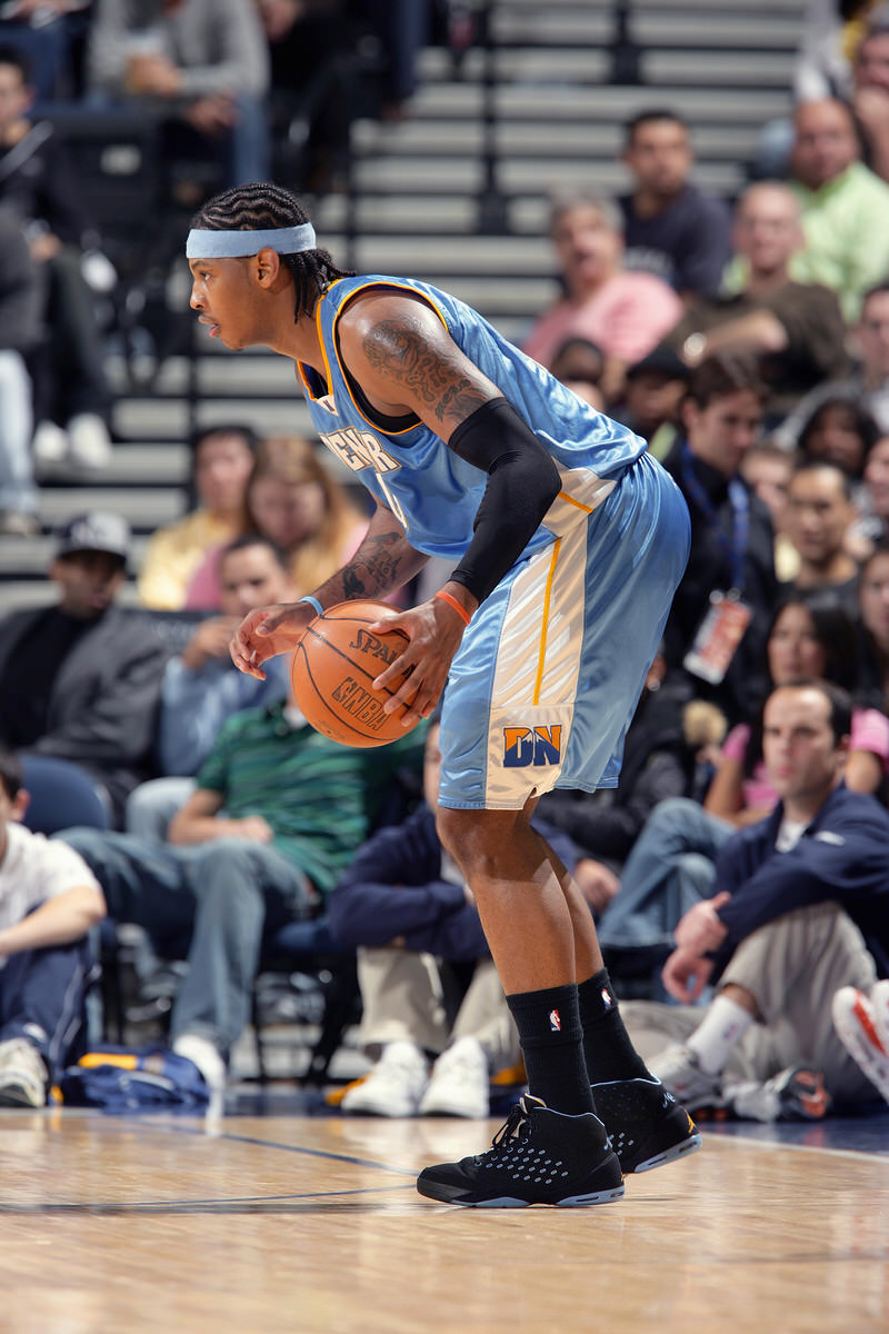 carmelo anthony wearing jordans