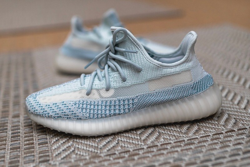 yeezy boost 350 v2 cloud white reflective raffle