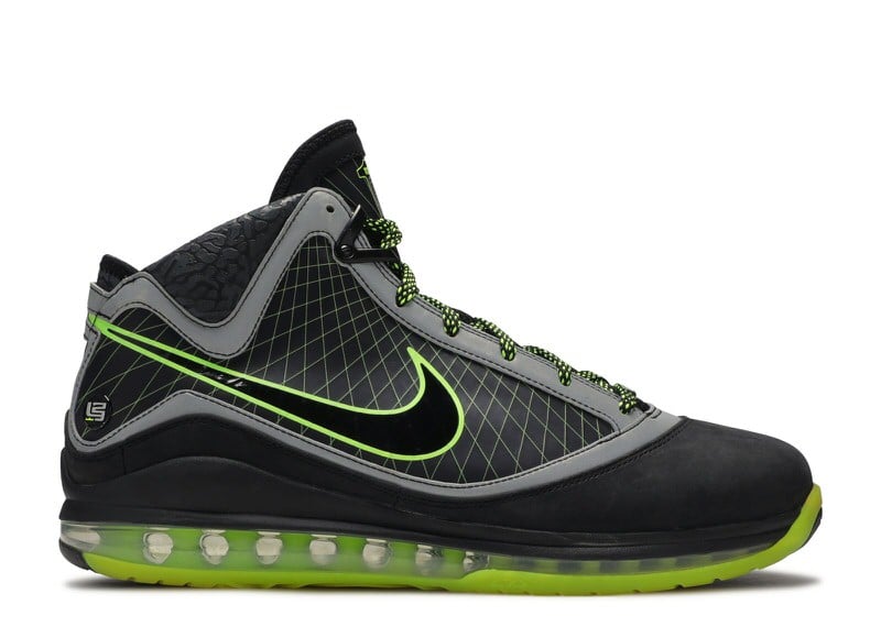 the LeBron 7 Shifted Sneaker Culture 