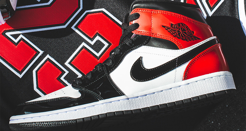 air jordan 1 patent leather black toe