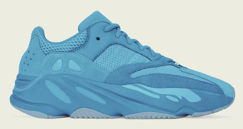 yeezy 700 azul