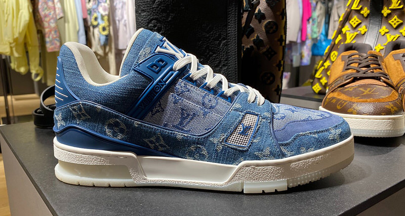 lv kicks